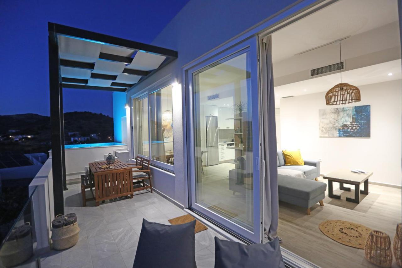 Villa Mare Syros ファイニカス エクステリア 写真